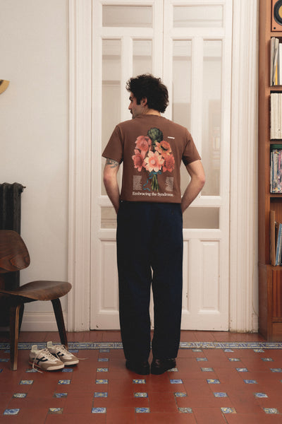 IMPOSTOR SYNDROME CHOCOLATE TEE