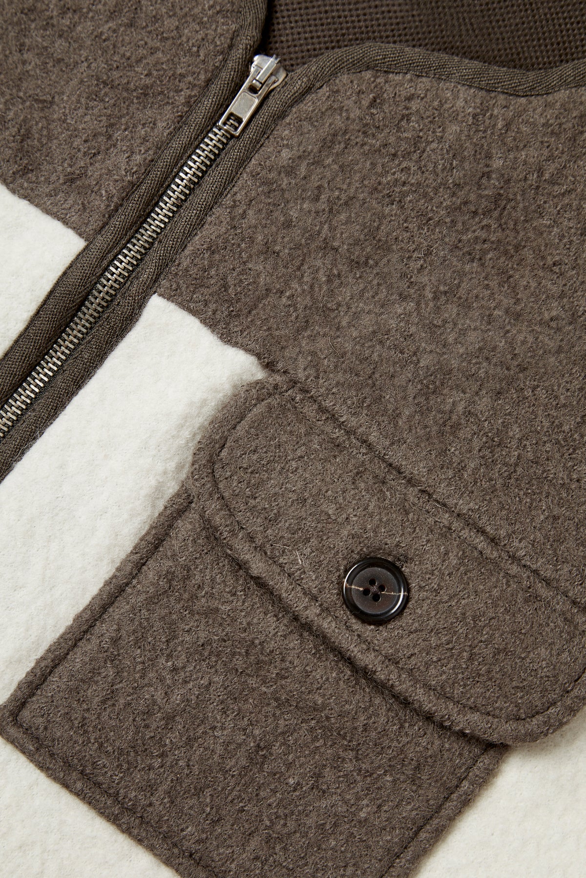 COLORBLOCK WOOL VEST