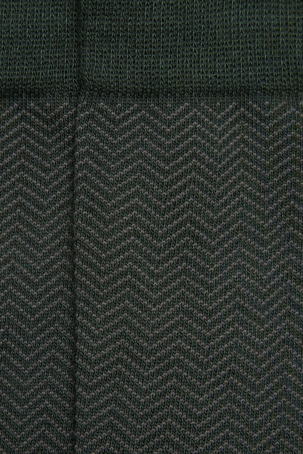 HERRINGBONE EMERALD