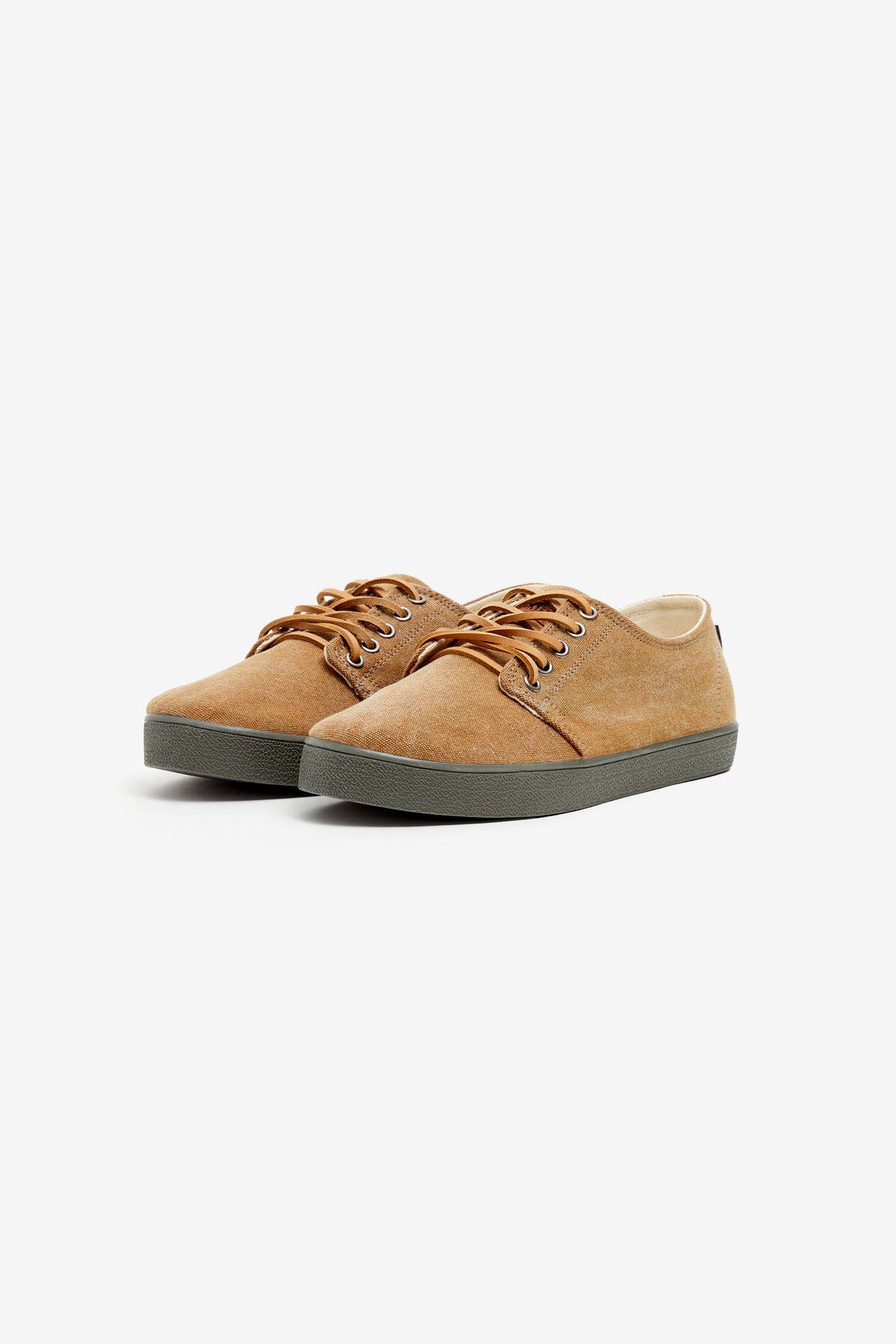 HIGBY CANVAS TAN