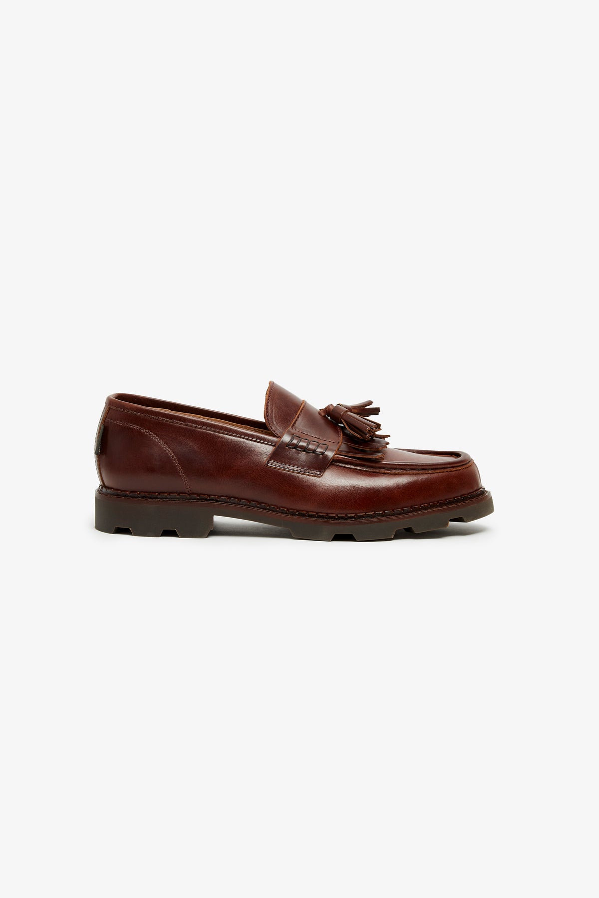 MODENA LEATHER TASSEL ROAST