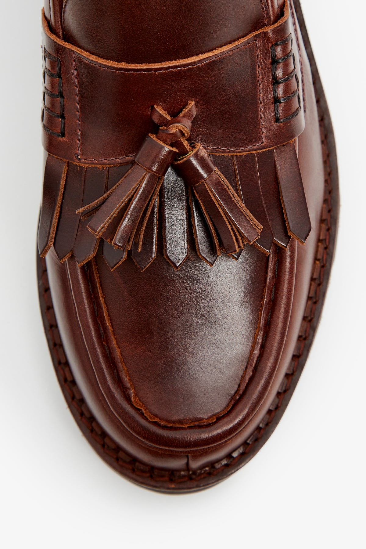 MODENA LEATHER TASSEL ROAST