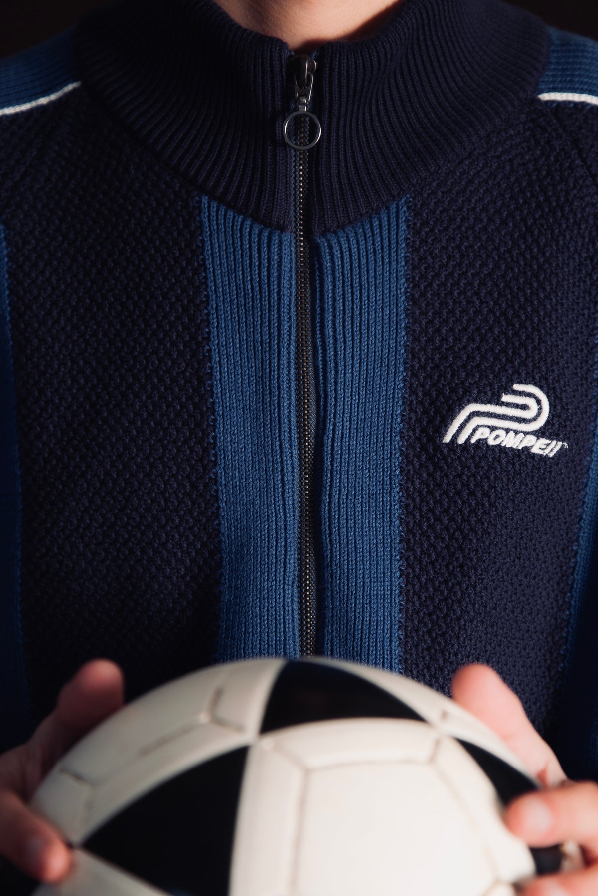 STRIPED NAVY TRACK SUIT