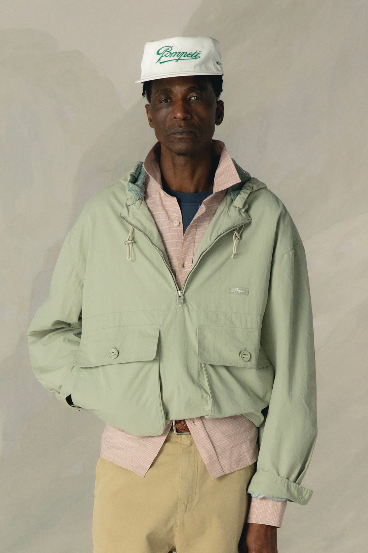 TEA WINDBREAKER
