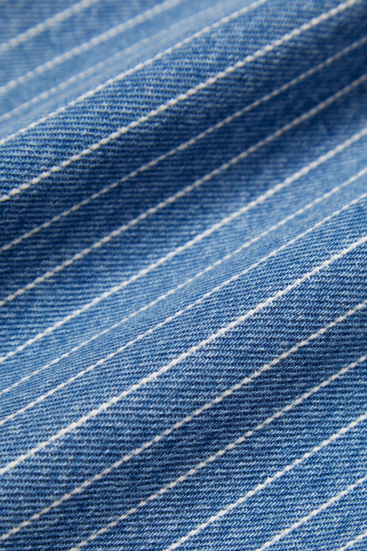 PINSTRIPE CLASSIC WASH DENIM