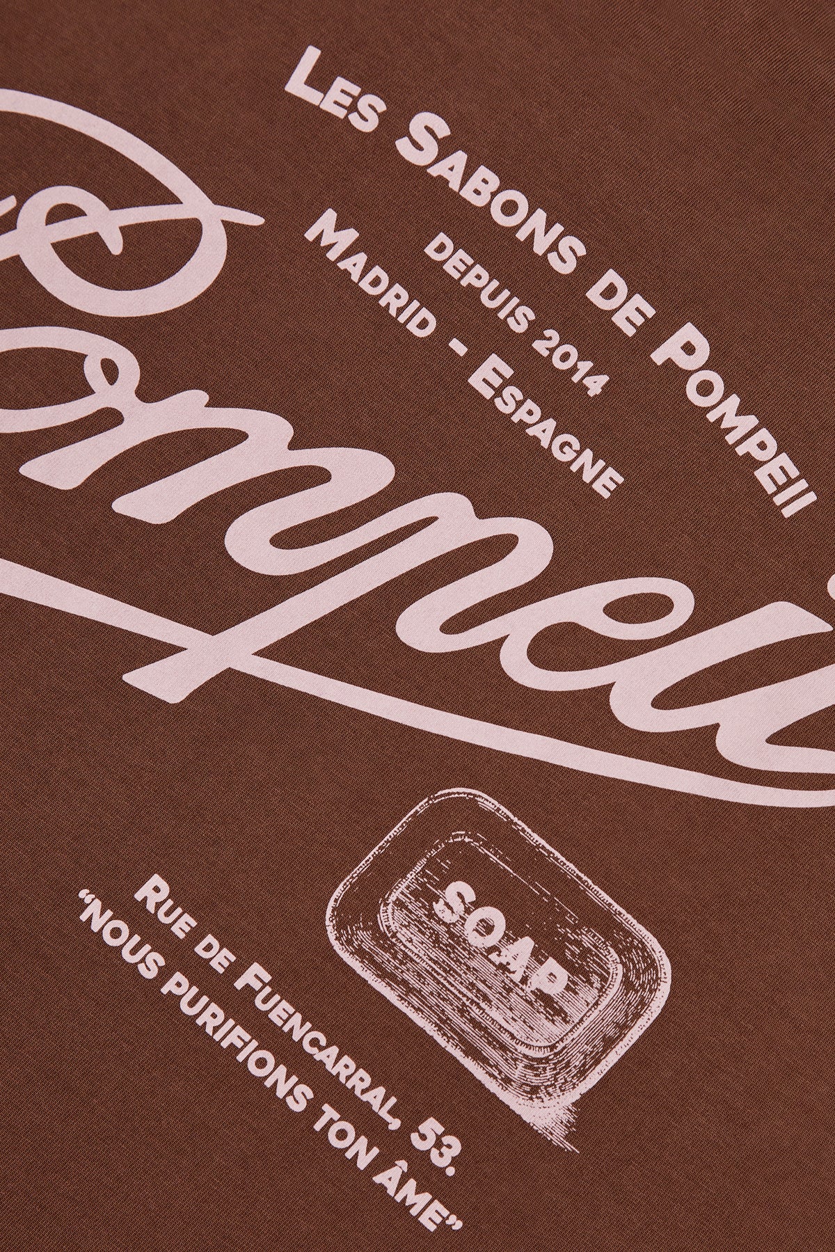 SABONS DE POMPEII CHOCOLATE TEE