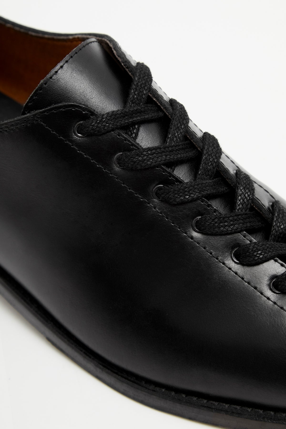 SPLIT BLACK