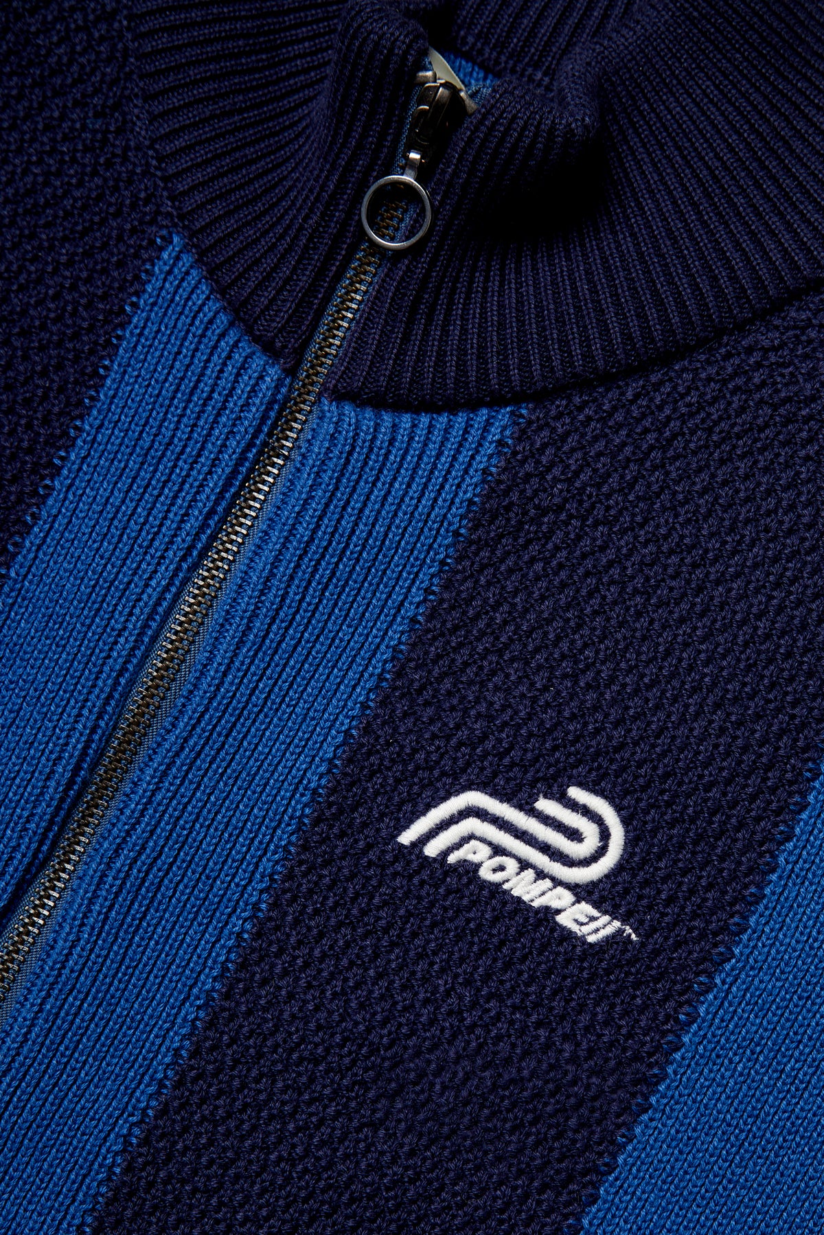 STRIPED NAVY TRACK SUIT