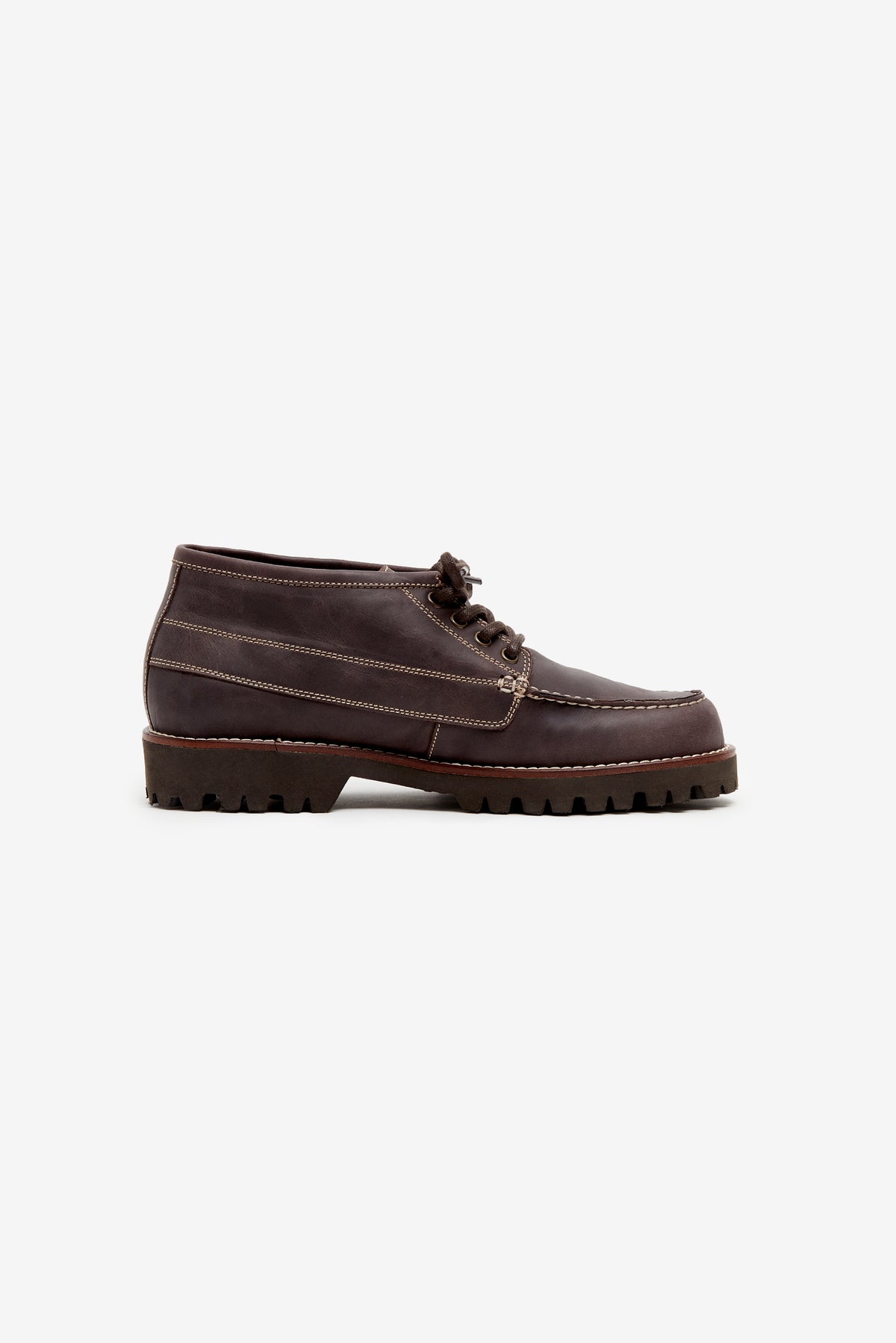 TUDOR CHESTNUT