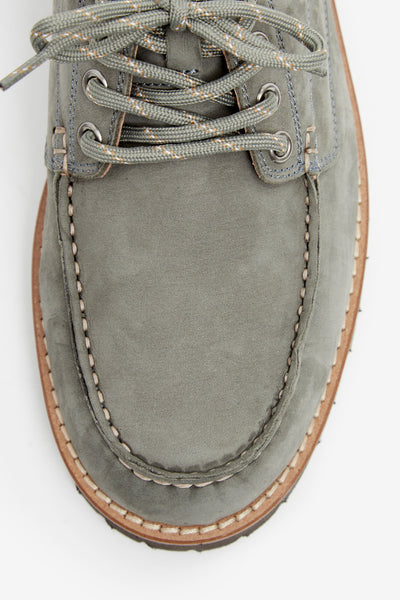 TUDOR OLIVE