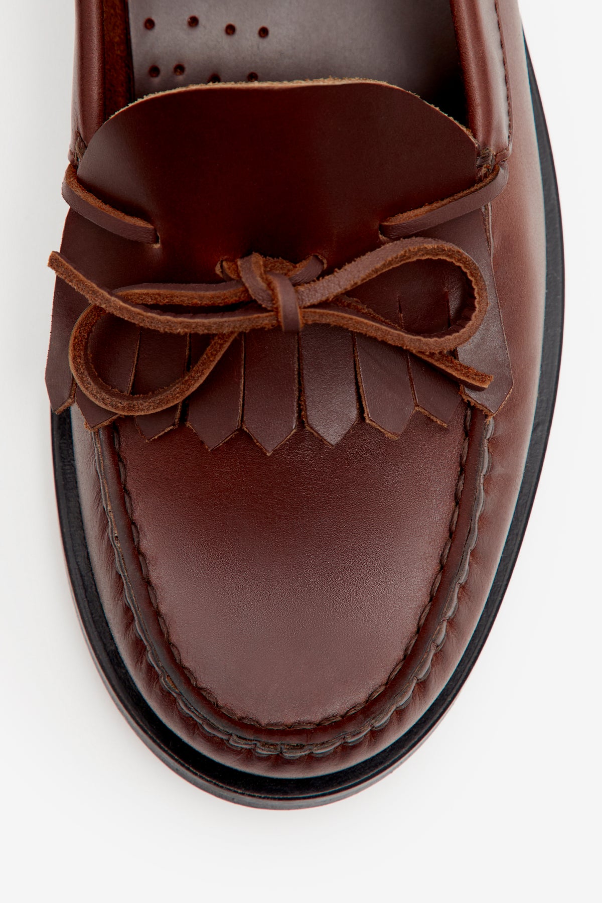 VEGA BOW LEATHER ROAST