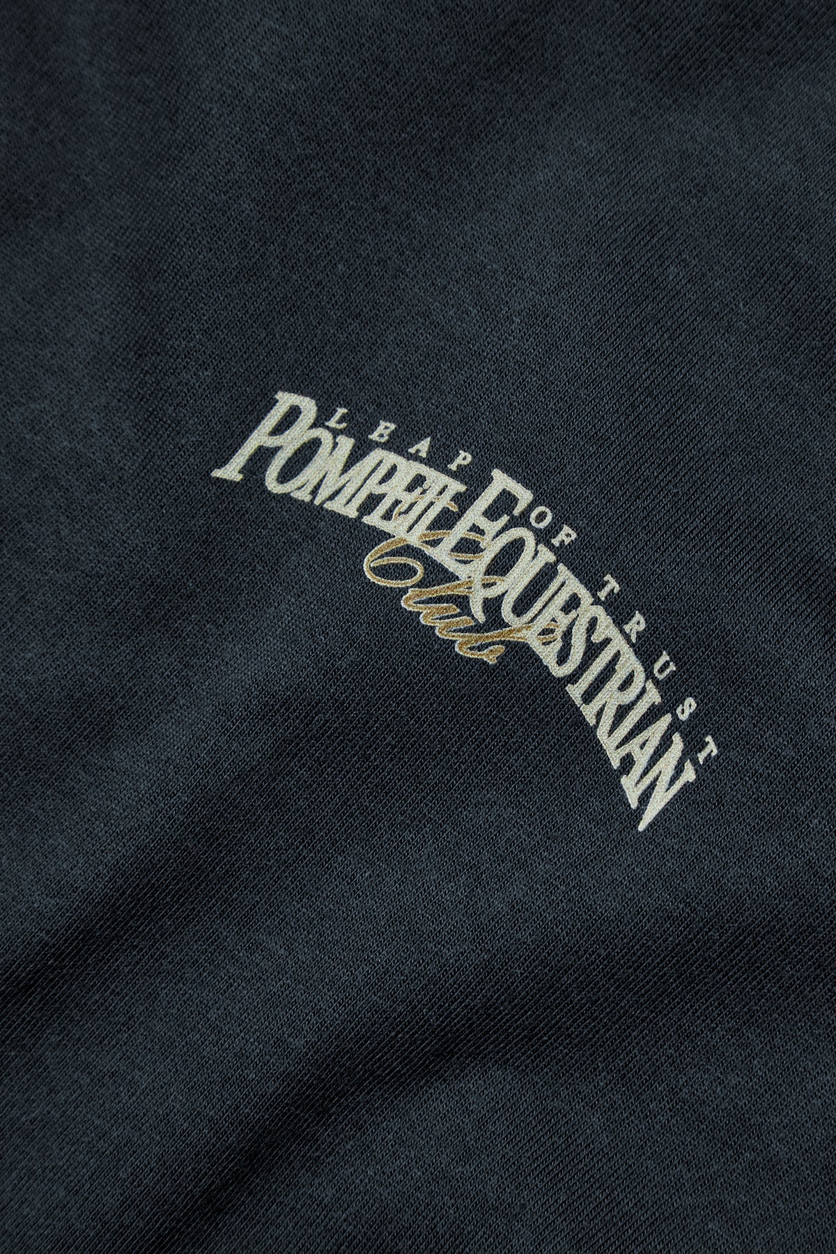 POMPEII EQUESTRIAN CHARCOAL GREY TEE
