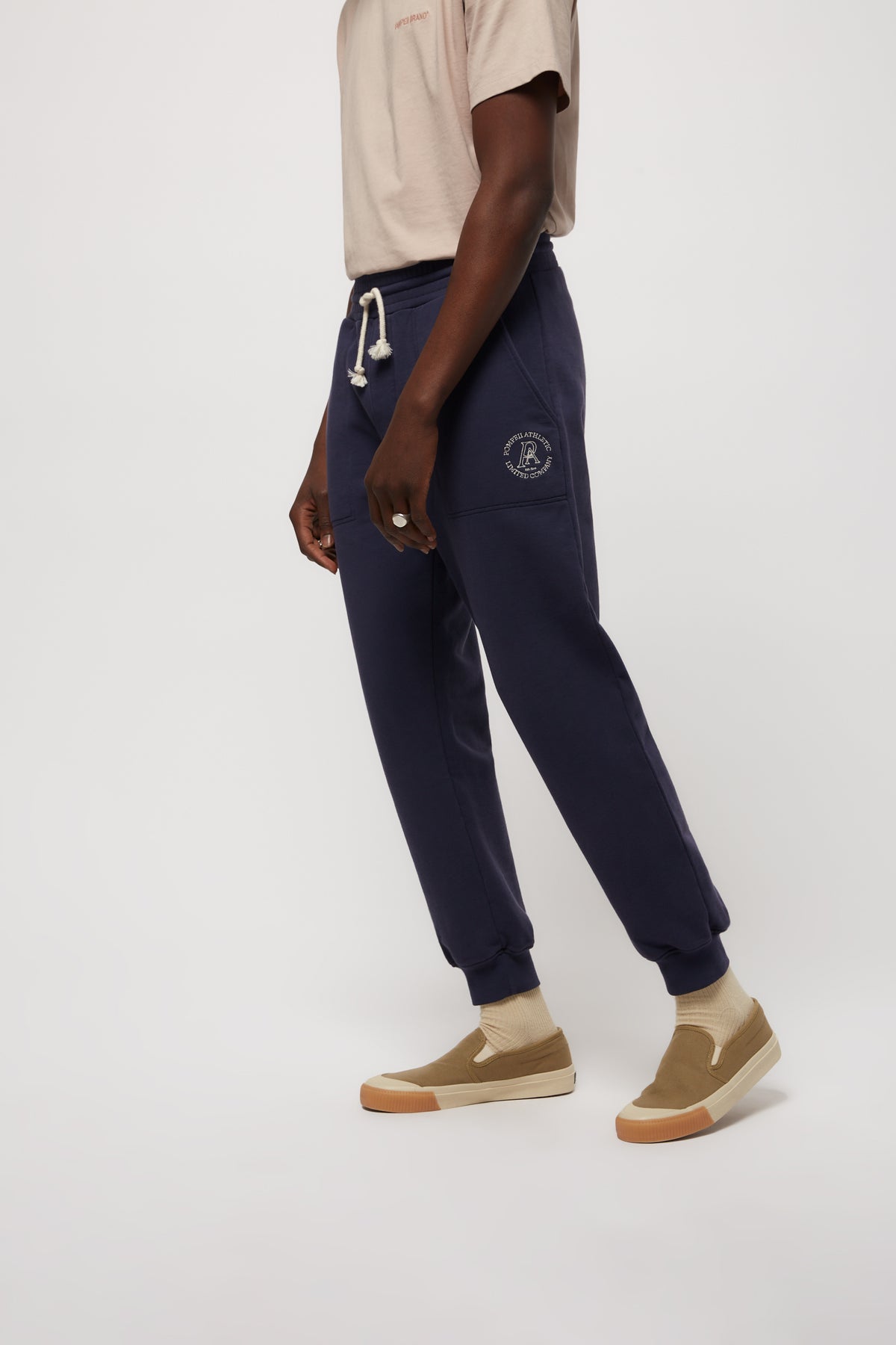 O NAVY SWEATPANT