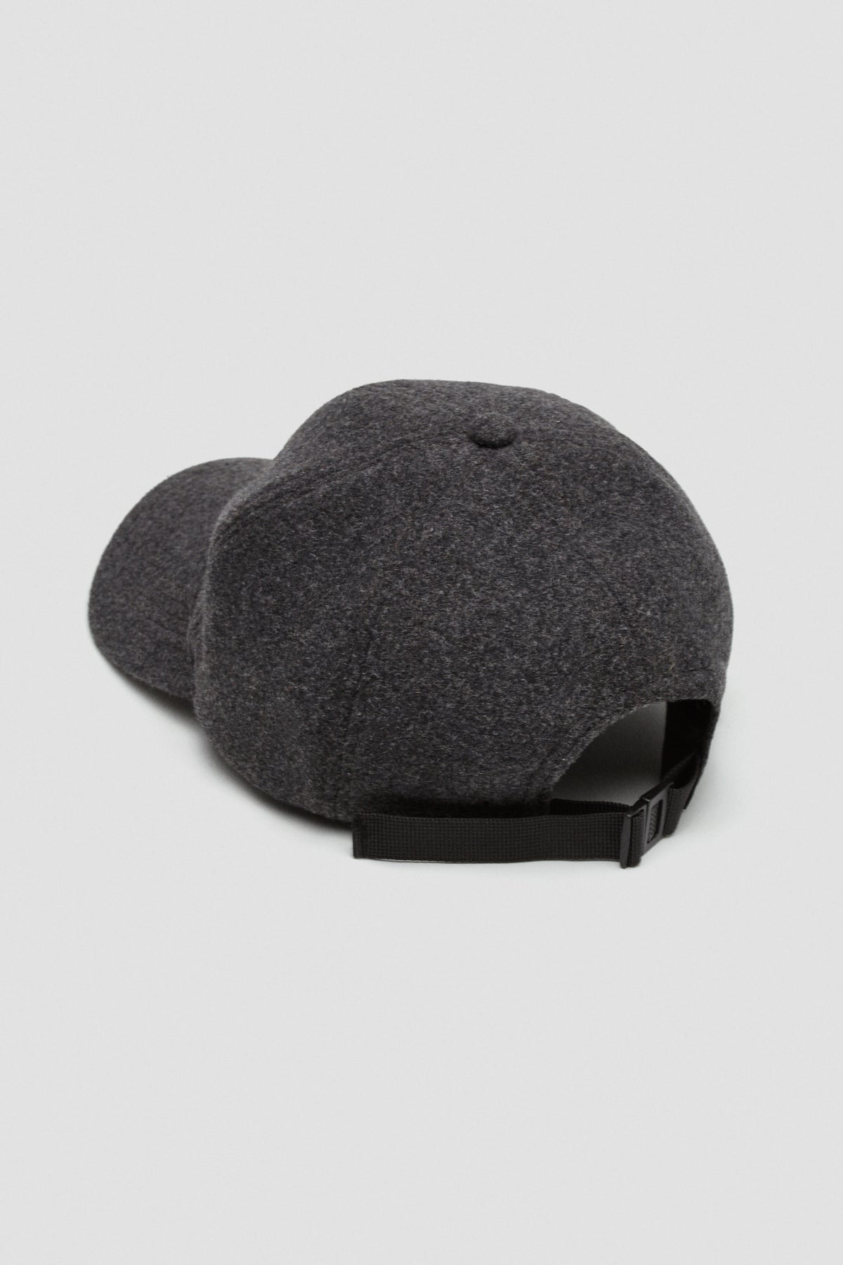 O POMPEII: GREY CAP FELT