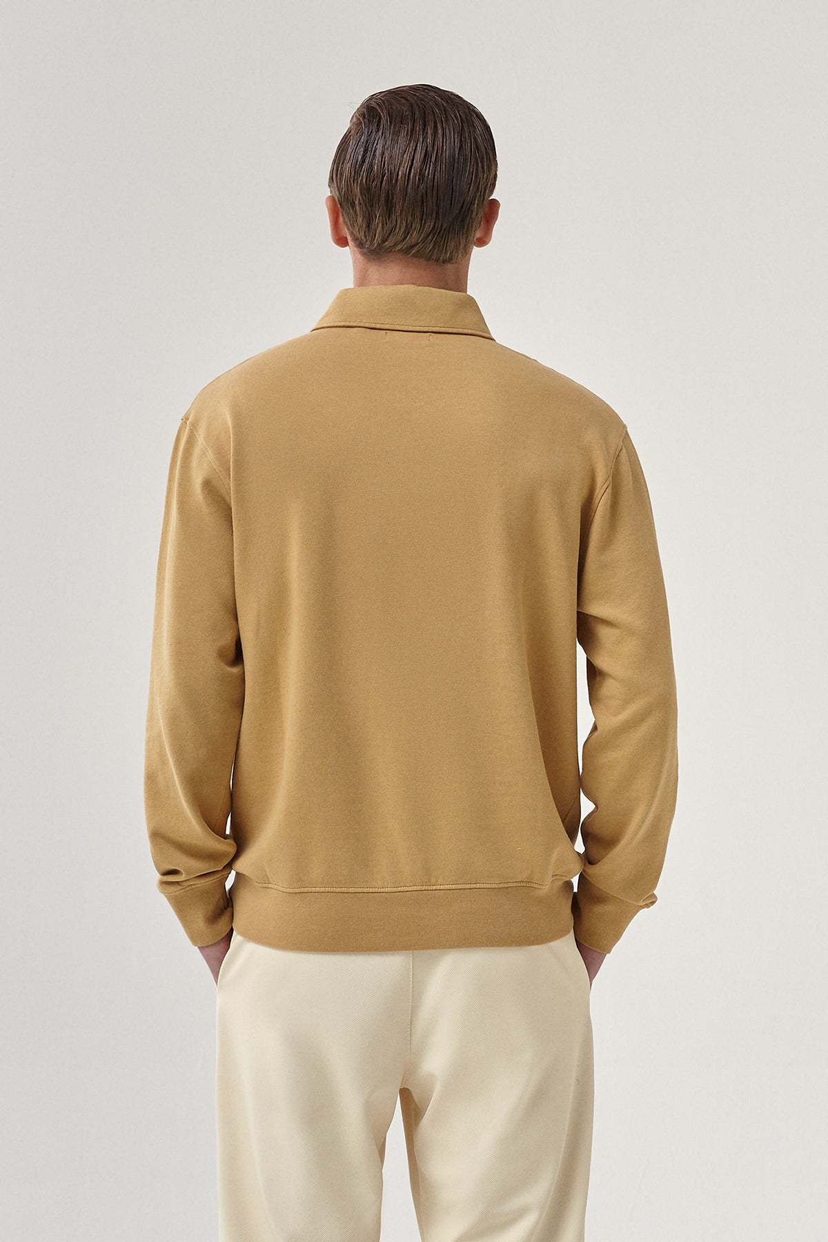 THE DUNE POLO SWEAT