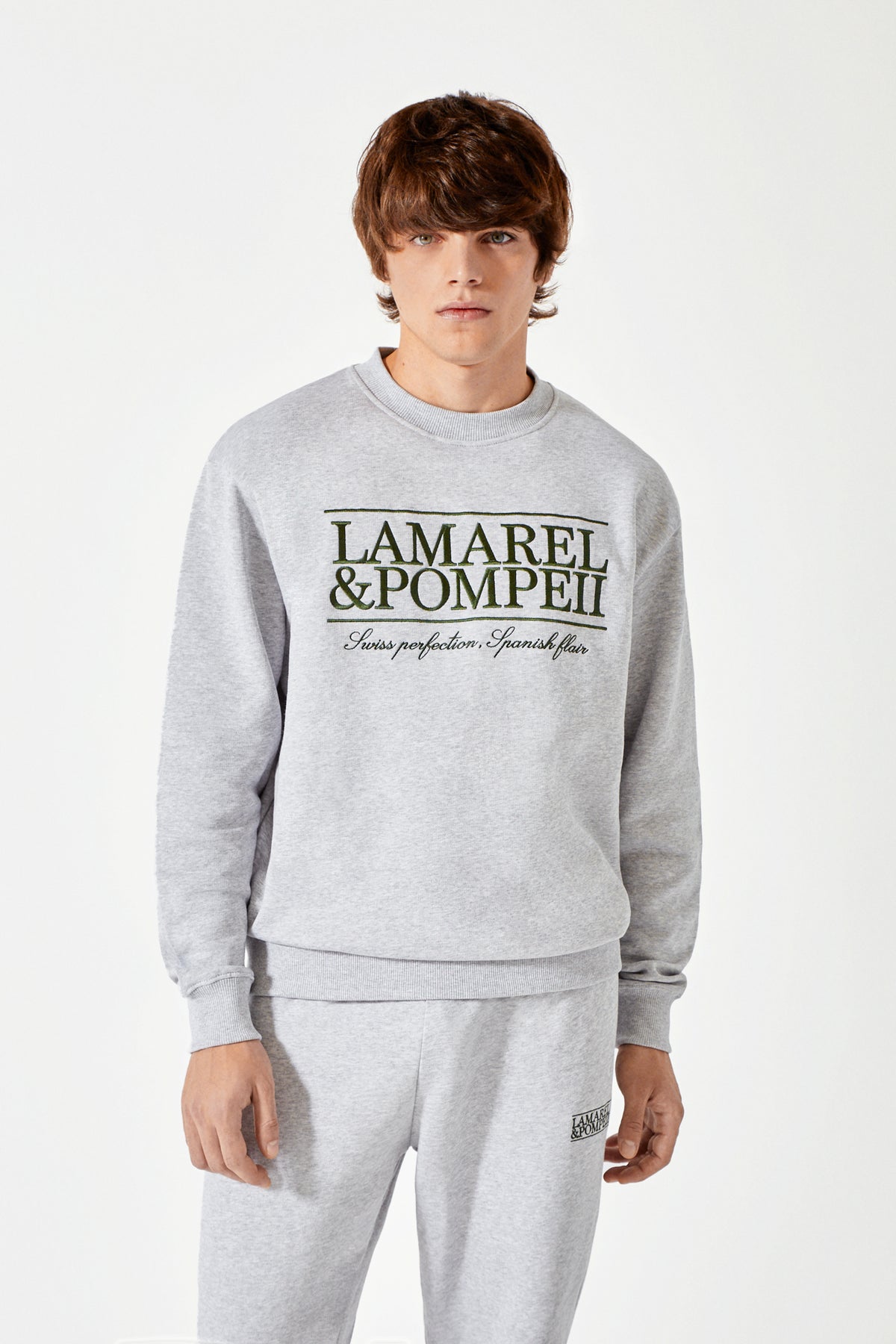 DAS POMPEJANISCHE LAMAREL SWEAT